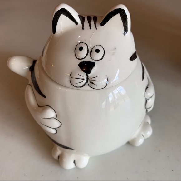 Pier 1- Fat Cat Sugar Creamer Salt Pepper Black & White Striped Cats 4 Piece - Picture 4 of 14